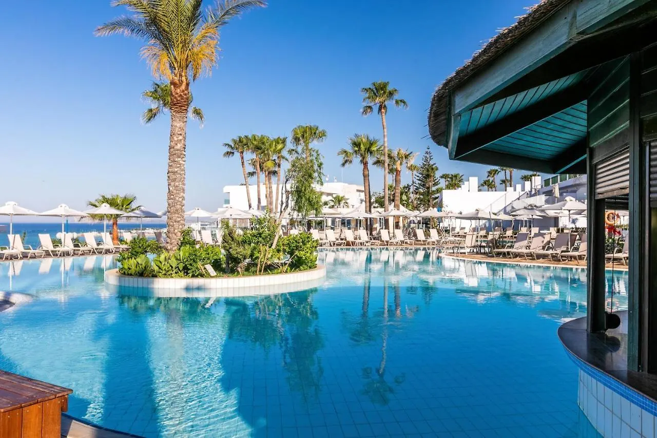 فندق Atlantica Sungarden Beach أيا نابا