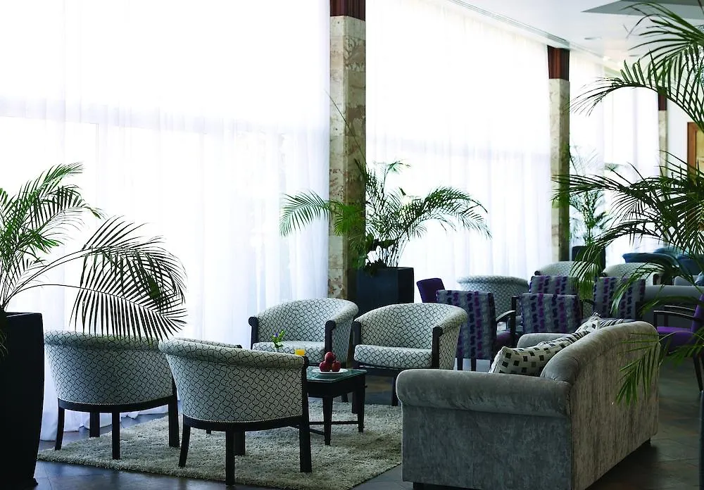 Atlantica Sungarden Beach أيا نابا فندق